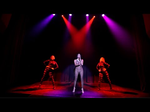 JESSICA 6 - 'In The Heat/White Horse' LIVE