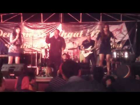 Off Air Gina Moejang 3)