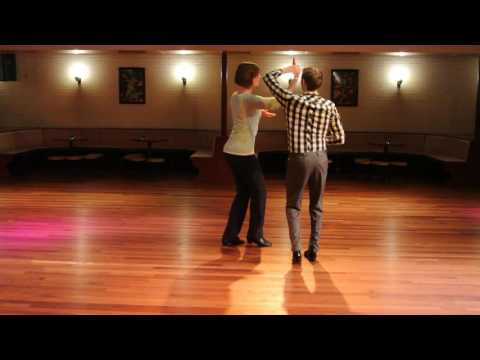 Cha Cha: Open Hiptwist Fan Positie Hockey Stick