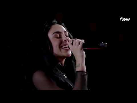 Nicki Nicole cantando Doctor junto a Luck Ra en el Velez #nicki #luckra #nickinicole