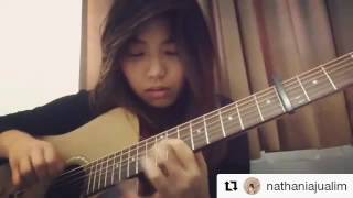 🙈她就好像閉目Fingerstyle👀 Cover By Nathania Jualim 👩