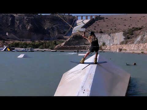 Irati García Pérez – Lunar