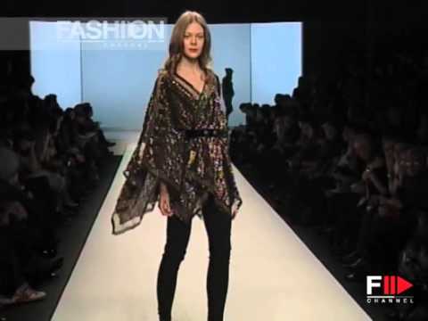 Fashion Show "Les Copains" Autumn Winter 2007 2008 Pret a Porter Milan 2 of 3 by Fashion Channel