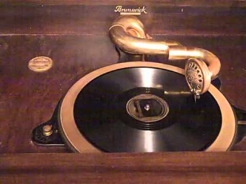 BEN BERNIE KELLER SISTERS - SHE'S STILL MY BABY - ROARING 20'S BRUNSWICK CORTEZ