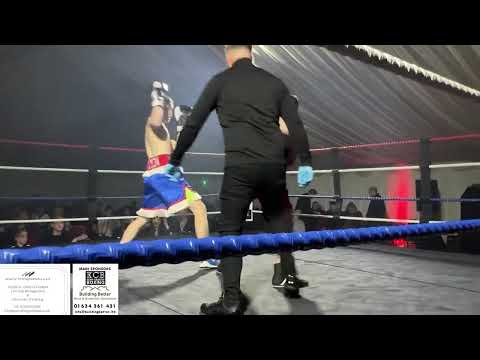 05 Charlie Hudson V Zee Thompson
