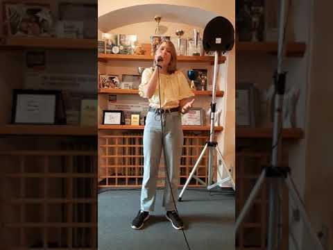 Ema Stefelin 13 years Milijon in Ena