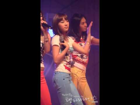 [Fancam] 090504 Taeyeon SNSD - Gee