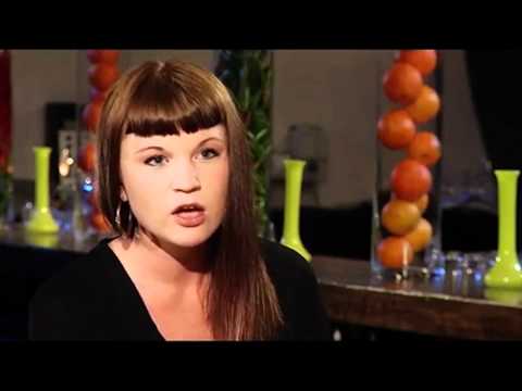 Vänsterns Clara Lindblom om bristen på jobb och bostäder