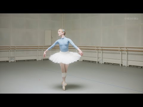 download lagu mp3 mp4 Luisa Plum Origin, download lagu Luisa Plum Origin gratis, unduh video klip Luisa Plum Origin