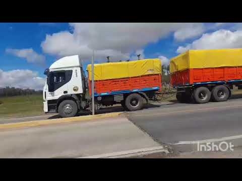 CAMIONES EN RUTA NAC. 19 , SAN FRANCISCO , CORDOBA , ARGENTINA , VIDEO 373