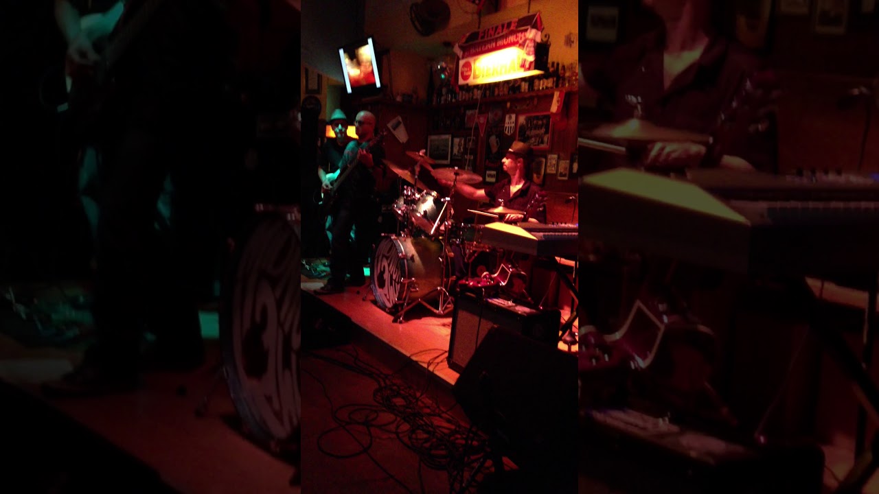 Promotional video thumbnail 10 for Ed Drummer and Entertainment Band