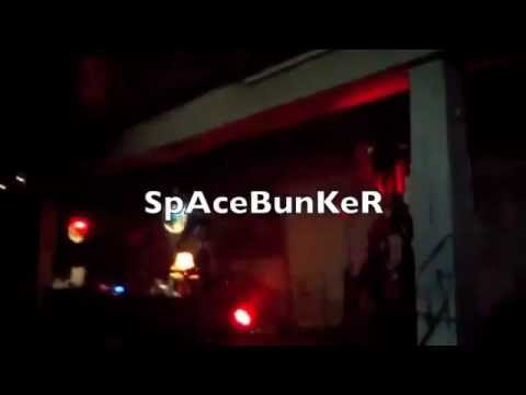 SuchThauS  - Live at the Spacebunker, Oslo
