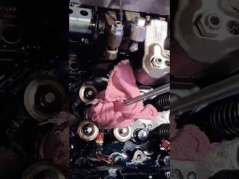 Cleaning the injector cups seats! #shorts