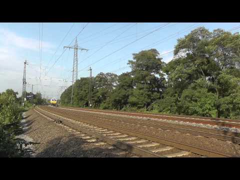 Eine Class 66 der Euro Cargo Rail und eine Ludmilla BR 232 beide als Sololok kamen gleichzeitig