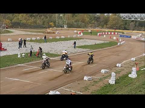 CAMPIONATO ITALIANO CON MOTO FLAT TRAK A FONTANELLE DI BOVES (CN) DOM. 25 - 10 - 2020.