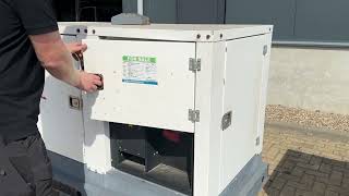 Dieselov&yacute; gener&aacute;tor IVECO FPT F32 AM1A Leroy Somer 32 kVA Silent generatorset 408 hours ! | Obraz 4 - Machineryline