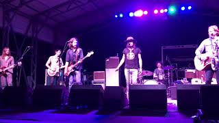 The Magpie Salute: Let it Loose