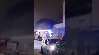 napoli-altro-incendio-nella-zona-est-in-fiamme-deposito-cinese-di-moto