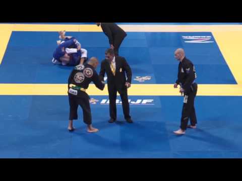 (Highlight) Darin Conner Deangelis (Atos) 2017 IBJJF World Championships Blue Belt Hvy Wght Finals