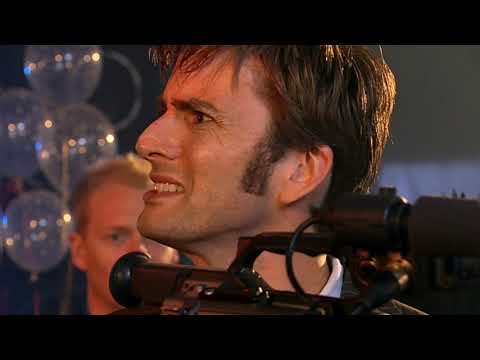 Attack Of Santa Clause | The Runaway Bride | Doctor Who