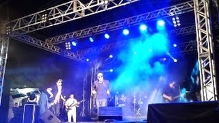 preview picture of video 'Banda Vó Zaíra Show na Efapi 2014 - (Mamonas Assassinas Robocop Gay)'