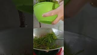 Download lagu masak tumis pakis campur jamur 🍄. wajib cobain. enak polll#masakanrumahan #cahjamur mp3