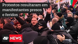 Manifestantes tentam invadir parlamento da Bulgária em meio a protestos