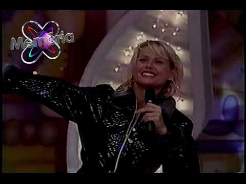 Beijos para o mural de fotos + Subida na nave - Xuxa Park 29/11/1997