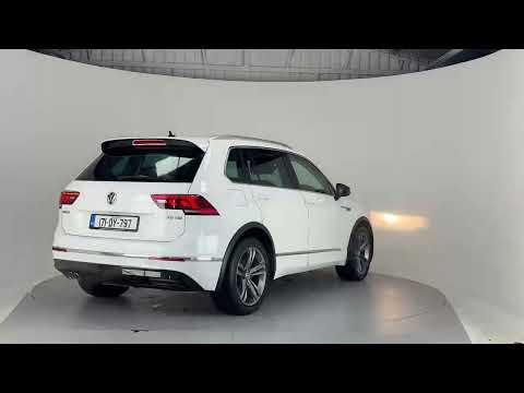 Volkswagen Tiguan COMFORTLINE 2.0 TDI 115BHP**PANO - Image 2