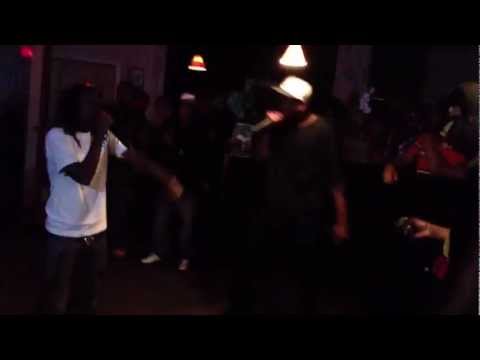 Jupiter cash ,Pino P and Scoop performing (try me) live