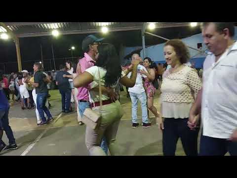 Vamos dança Forro #passossertanejos #Mamonas #roça #vidanaroça #minasgerais #vidareal  #mulherbonita