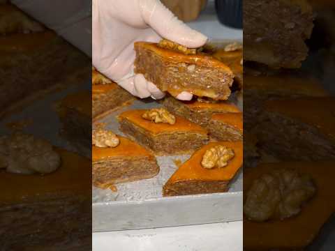 Paxlavanın üzü gülləməsin! 🤌🏻#paxlava #evpaxlavasi #şirniyyat #qozlupaxlava #tatlıtarifi #resept