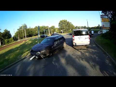 Egy csattanás nyomai - Crash aftermath