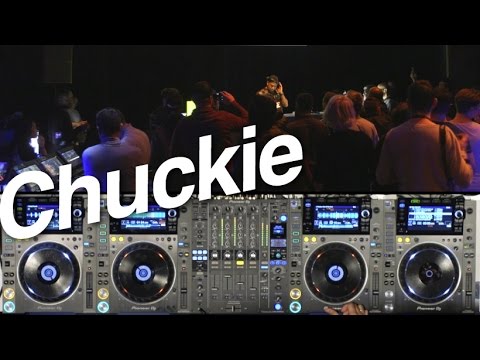 Chuckie - DJsounds Show 2016 - Trap Set!