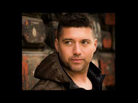 Chriss  Ronson - Atrium 2004.