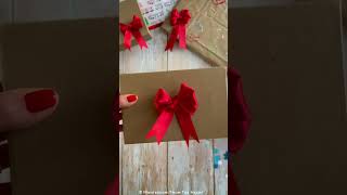 Tie a Perfect Bow using Fingers |  Holiday Hack