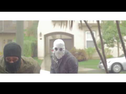 akaFrank - Plot On You (Official Music Video)