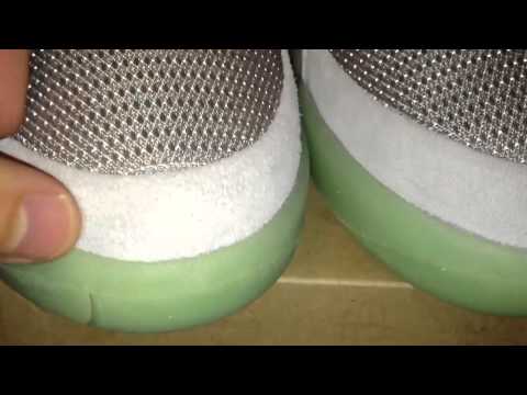 AIR YEZZY 2 platinum