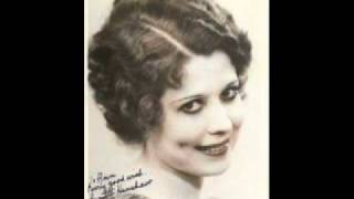 Annette Hanshaw - Walkin&#39; My Baby Back Home 1931 With Lyrics