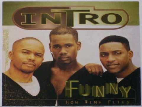 Intro feat. Lil Kim - Funny How Time Flies (remix)