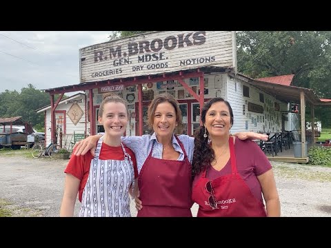 S2E10 Country Folk Survive on Prayer, Faith & Love: Come along with me to RM Brooks General Store