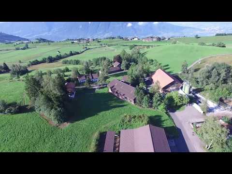 AgroVet-Strickhof Betriebsstandort Früebüel (Walchwil ZG) - Drohnenflug vom 22.08.2017