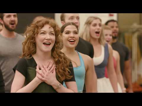 In Rehearsals with the Cast of FROZEN on Tour