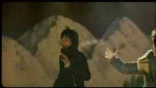 Download lagu Kang Dong Won sings a song mp3 Download lagu Kang Dong Won sings a song mp3