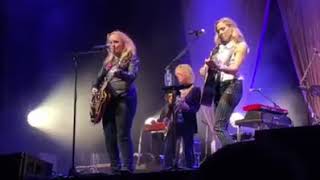 Sheryl Crow and Melissa Etheridge - Midnight Rider - Sydney, 7 April 2018
