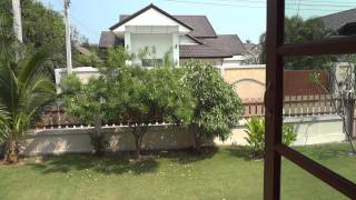 preview picture of video 'Huis in Hua hin thailand'