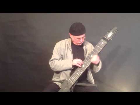 Tri Martolod - Folksong from Brittany - Mathias Sorof on the Chapman Stick