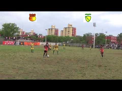 Las Flores II 4  - Los Canarios 1. Los goles del partido