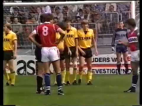 1982 11 sep FC Utrecht - Roda JC 3-2