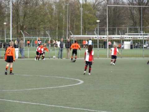 sc Feyenoord E3/E4 - De Meern E1 20-04-2010